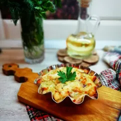 Маффины с кабачком, колбасой и сыром.🍮🥒🧀