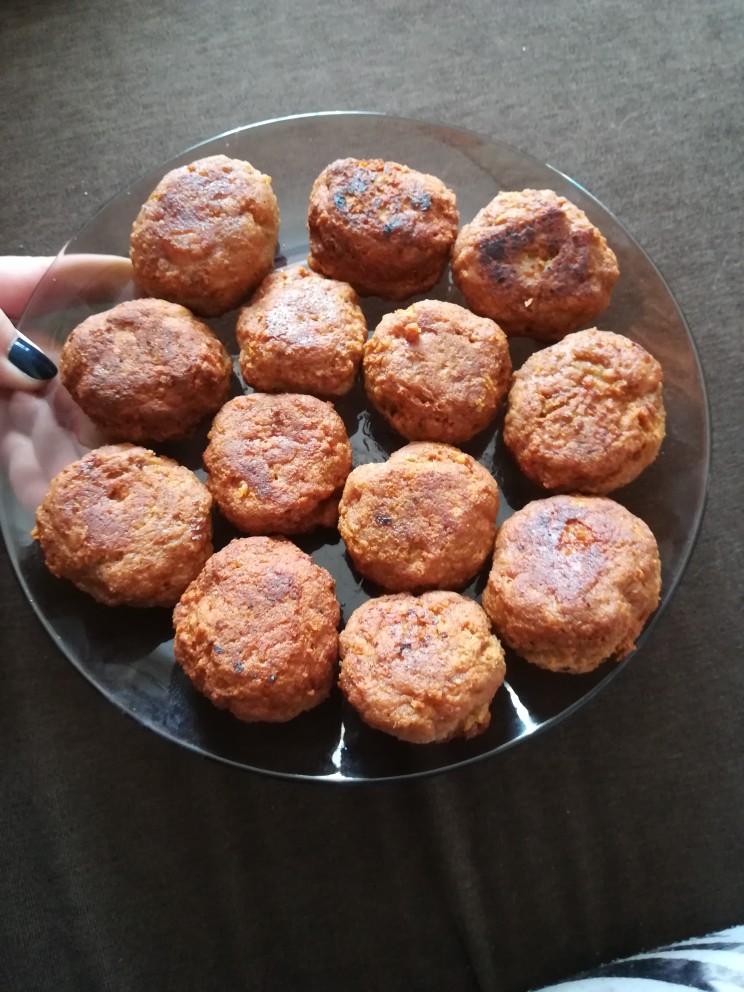 Котлетки с сухариками