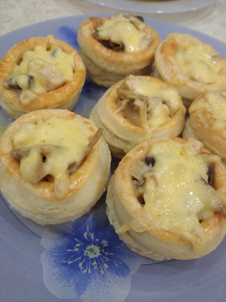 Жюльен в корзиночке