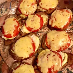 Мясо по-французски 🥩🧀🍅