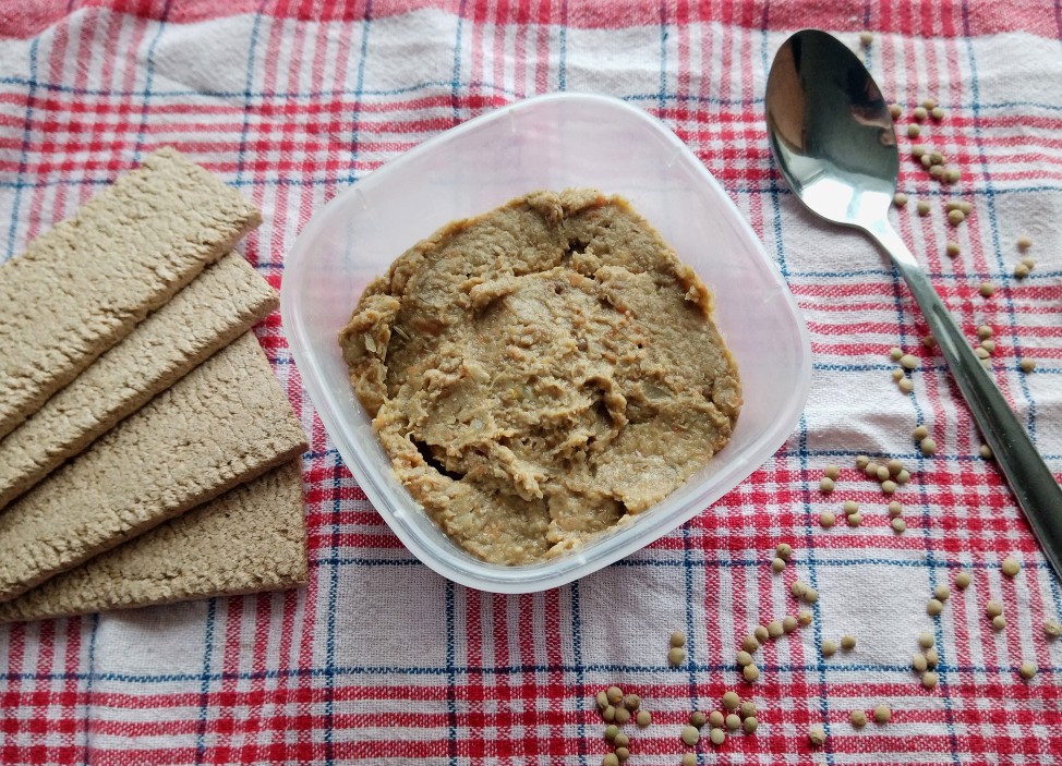 Паштет из чечевицы с капустой