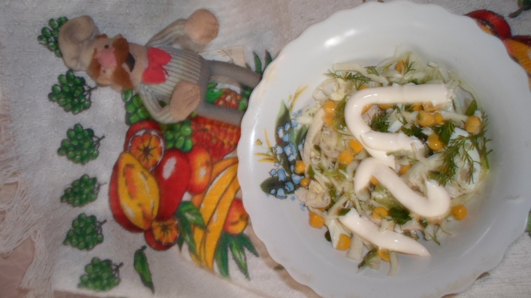 # марафон Куриный салат с кукурузой и огурцом
