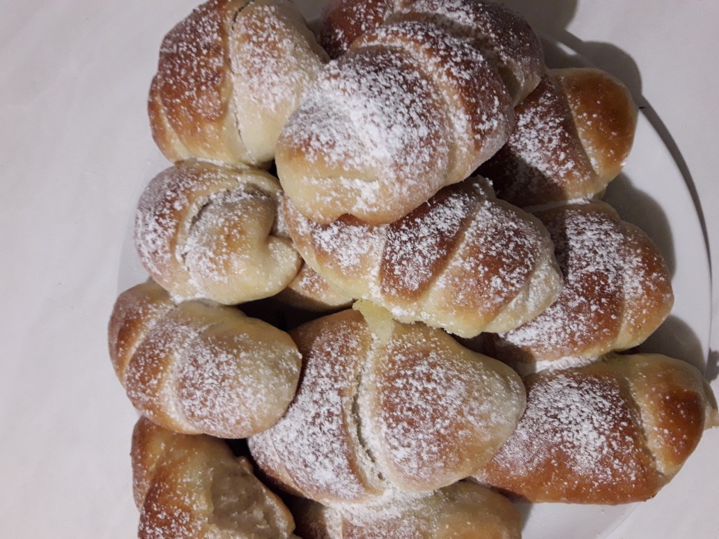Рогалики с яблоком