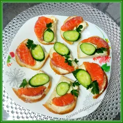 Бутерброды с форелью