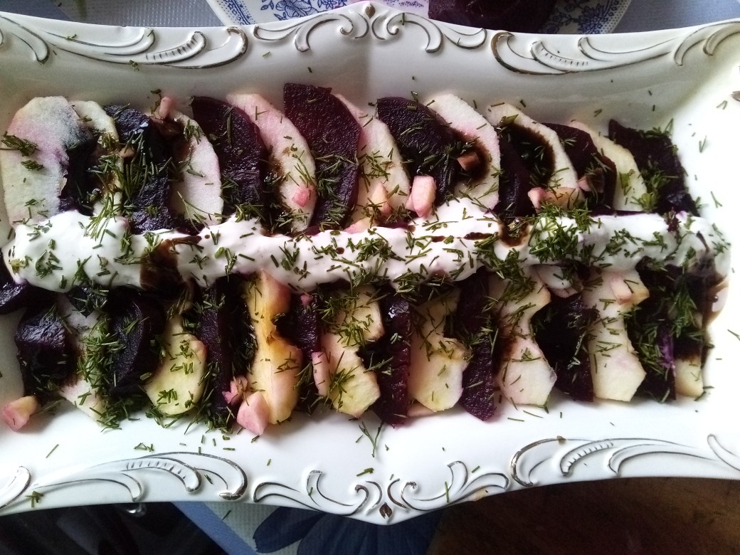 Капрезе свекла/яблоко