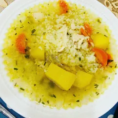 Легкий суп с куриной грудкой