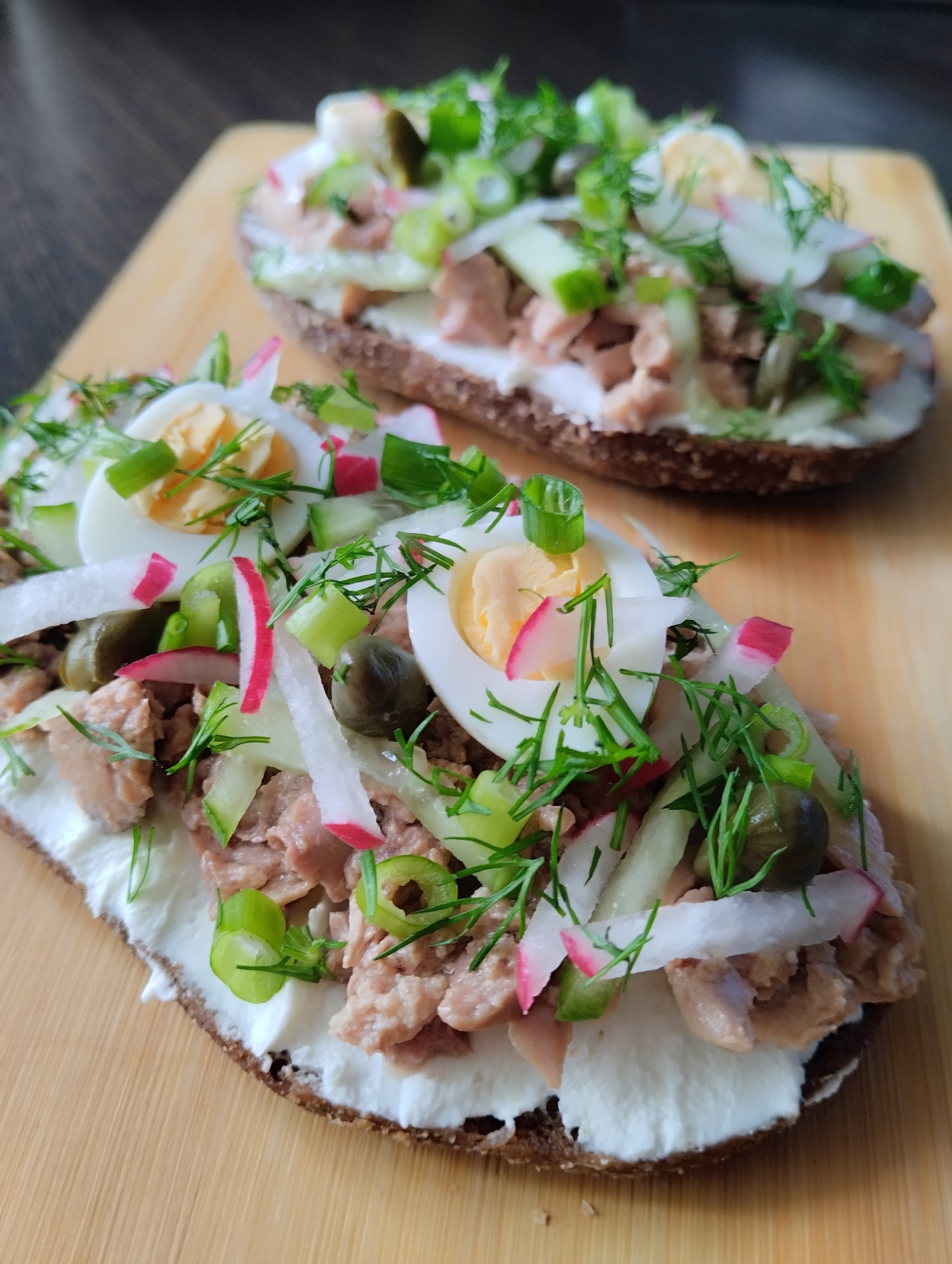 Сморреброды с печенью трески