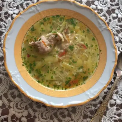 «Куриный суп» с домашней лапшой