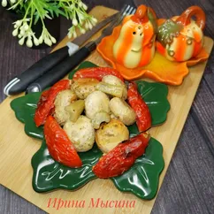 Запечённые шампиньоны с помидорами и сельдереем 