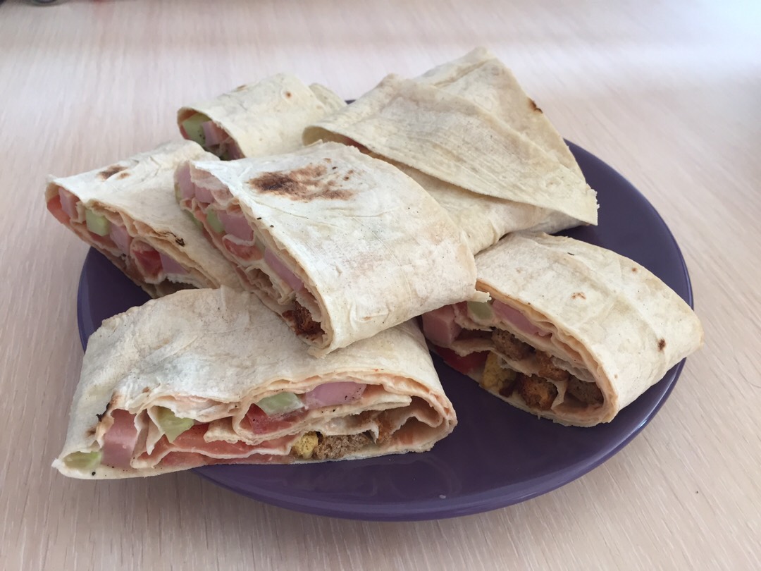 Рулет из лаваша