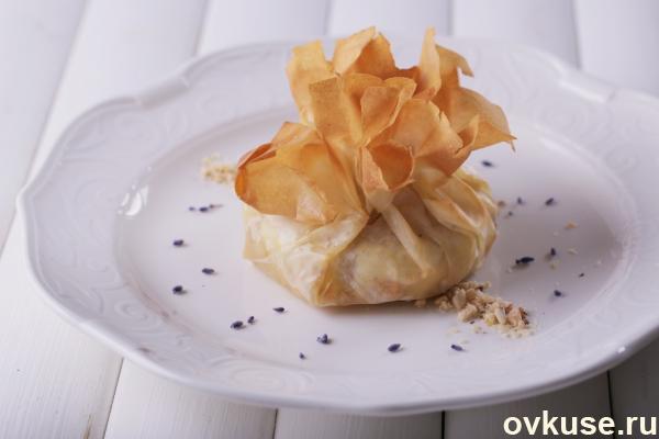 Сыр Бри с Медом и Фундуком в Тесте Фило