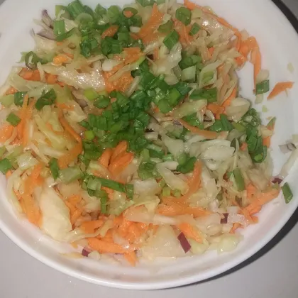 Салат из свежей капусты с морковью