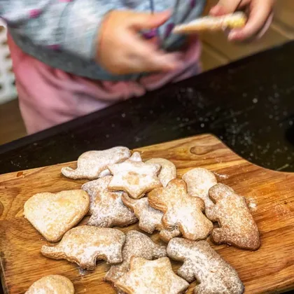 Печеньки приготовленные дочкой