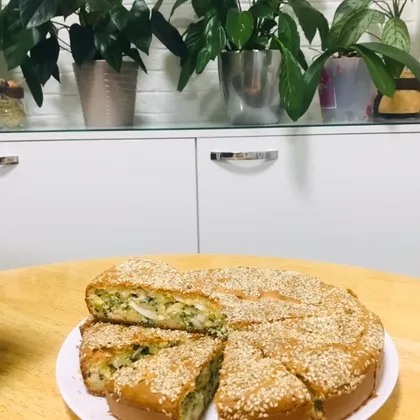 ПП заливной пирог с зелёным луком и яйцом