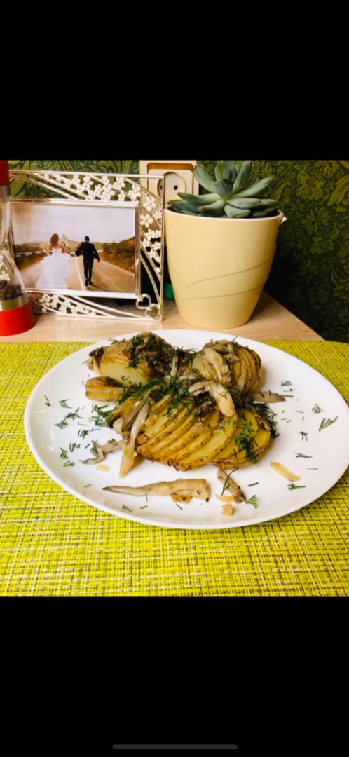 Запечённый картофель с вешенками
