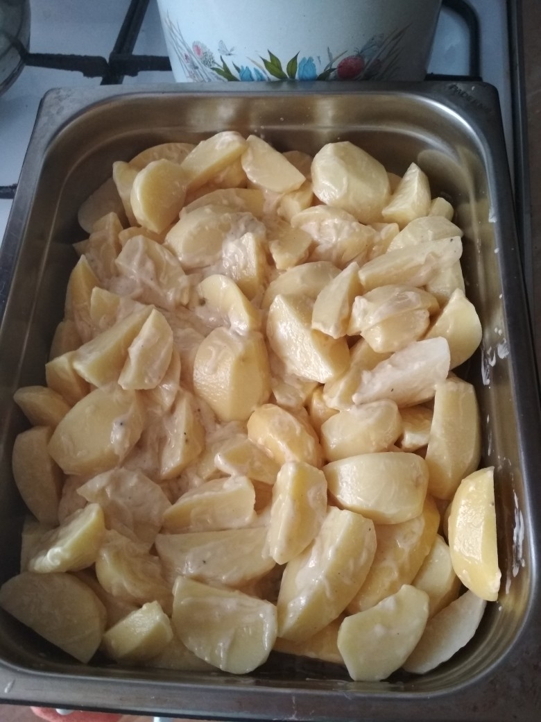 Картофель печёный со сливочным маслом