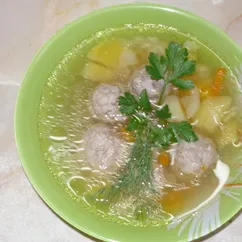 Суп с вермишелью и фрикадельками