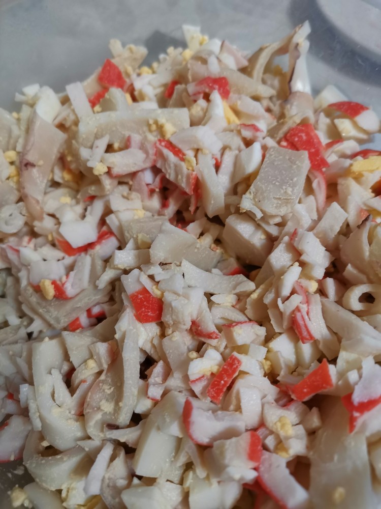 Салат морская жемчужина, рецепт с семгой