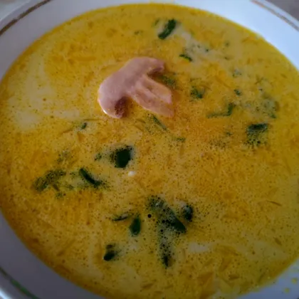 Суп из шампиньонов с плавленым сыром