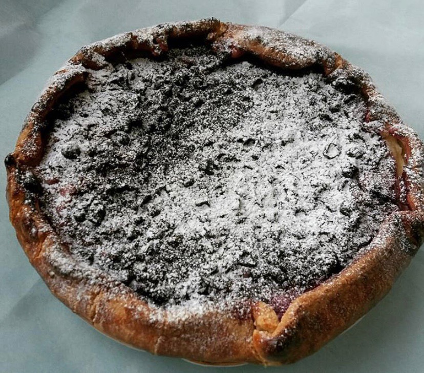 Пирог «Большая галета» с творожно-ягодной начинкой😋