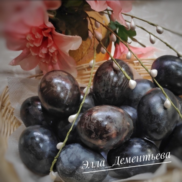 Пасхальные яйца "Космические" в каркаде