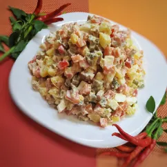 Салат "Вкусно с мясом" 😍