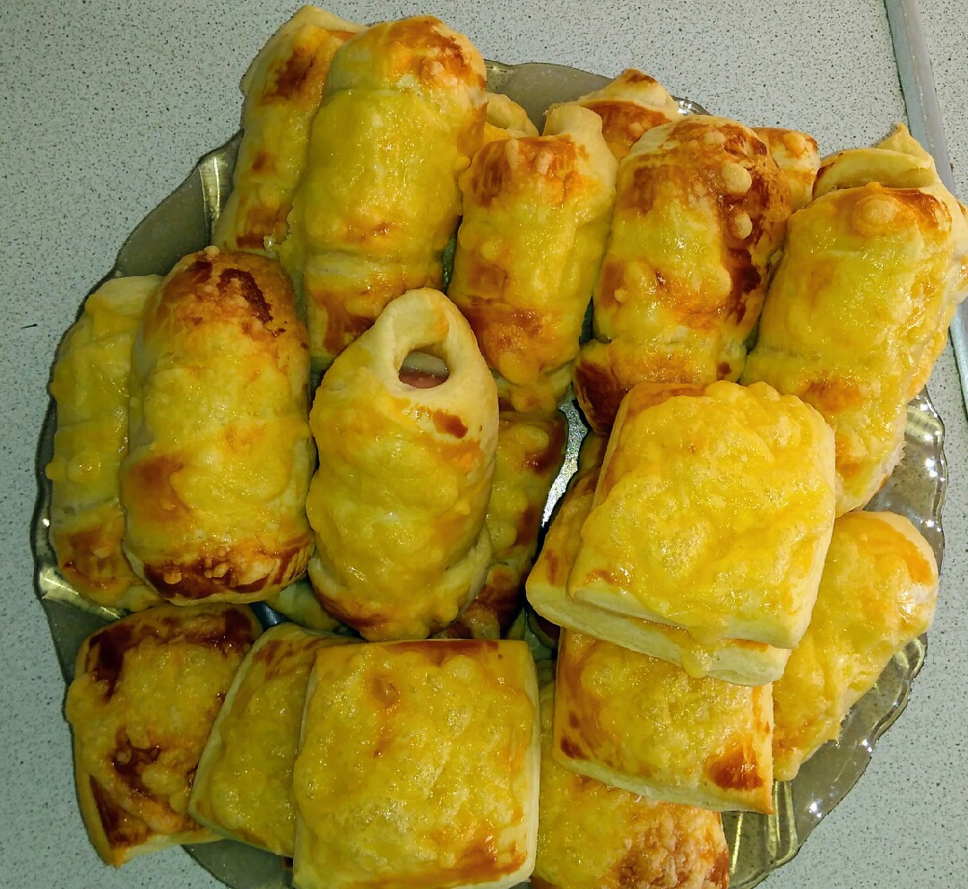 Сосиски в тесте с сыром