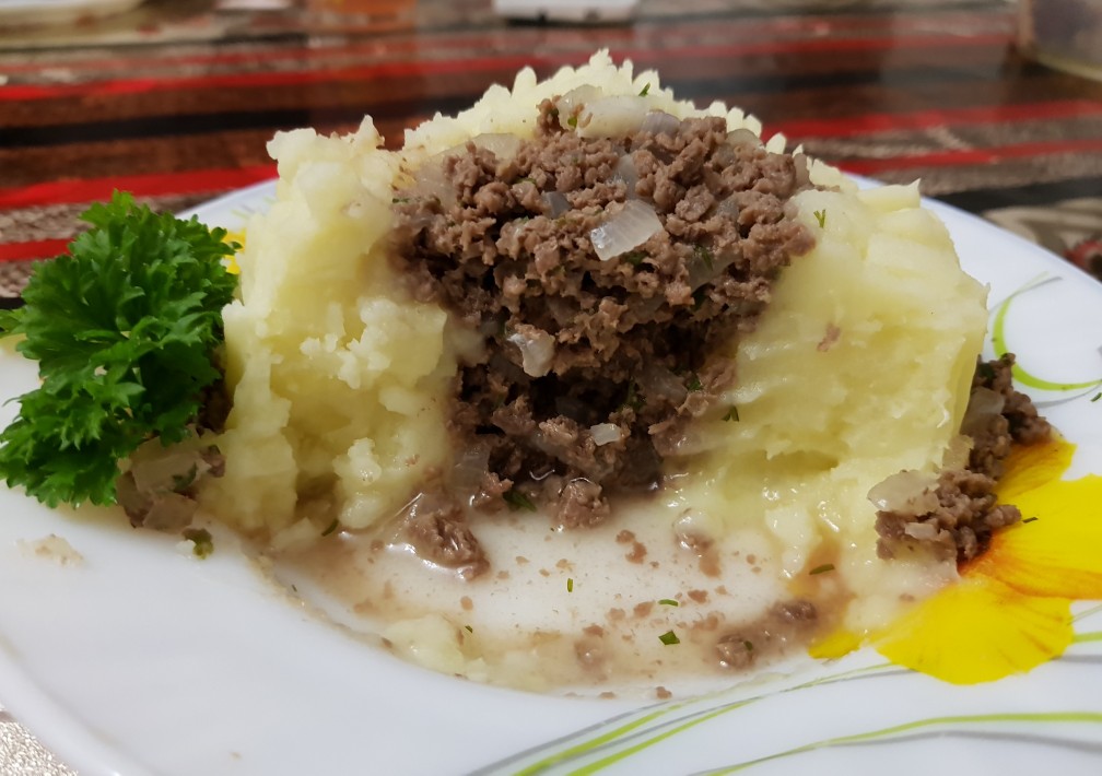Жареная картошка с фаршем на сковороде - рецепт приготовления с пошаговыми фото