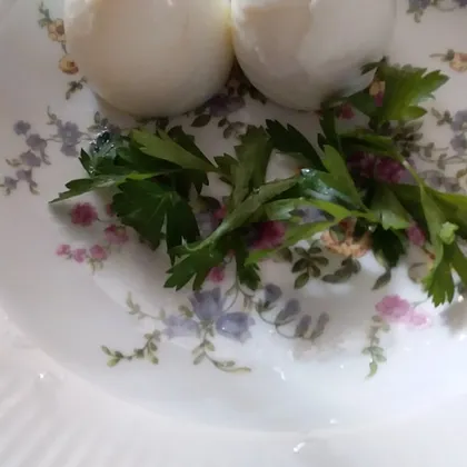 "Свечи" из яиц для украшения салатов и других блюд