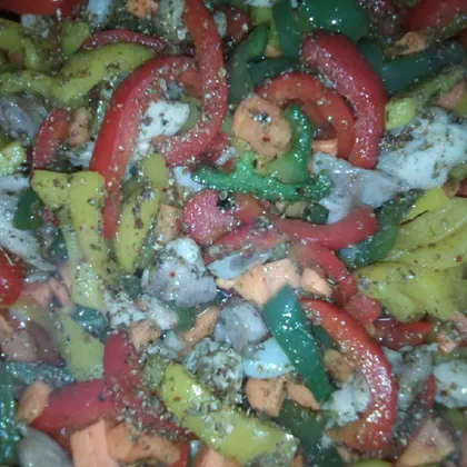 Фунчоза с овощами и курицей 'Краски мая'