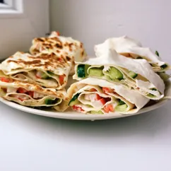 Рулетики из лаваша с крабовыми палочками🌯🦀 (2 варианта) #LerikaFood