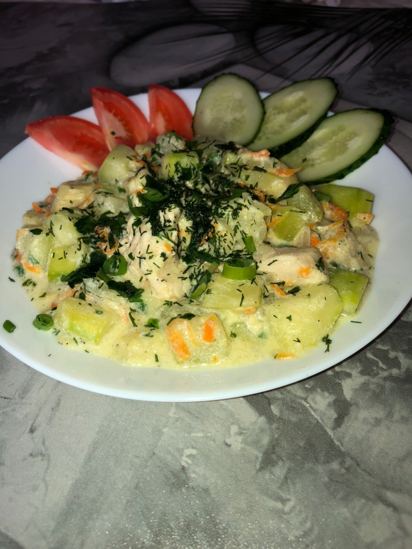 Рагу в сливочном соусе