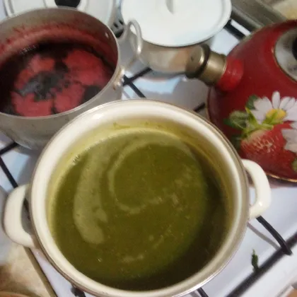 Крем-суп из листьев салата