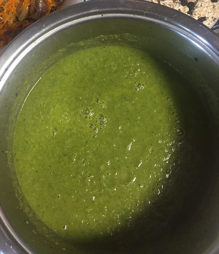 Суп-пюре со шпинатом и брокколи