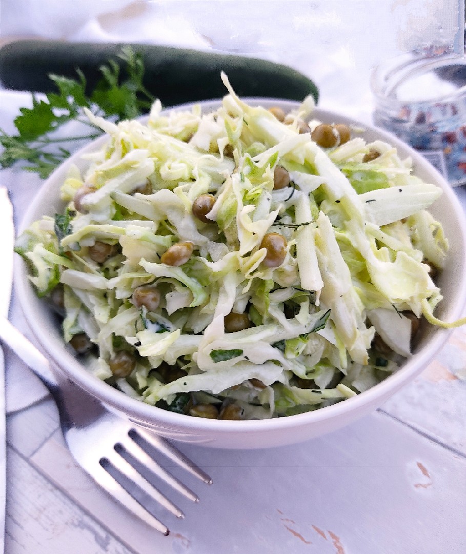 Салат из свежей капусты