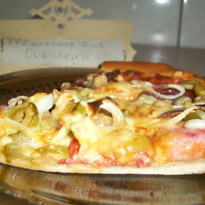 Пицца с колбасой на тесте от Джейми Оливера