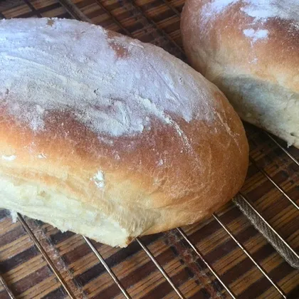 Белый сельский хлеб