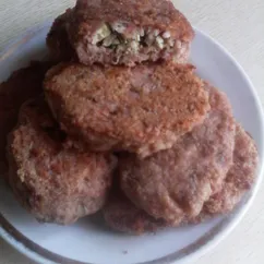 Зразы с зеленым луком и яйцами