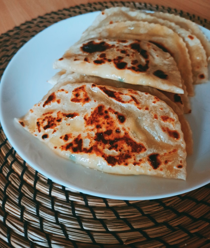 Янтыкъ с творогом и зеленью