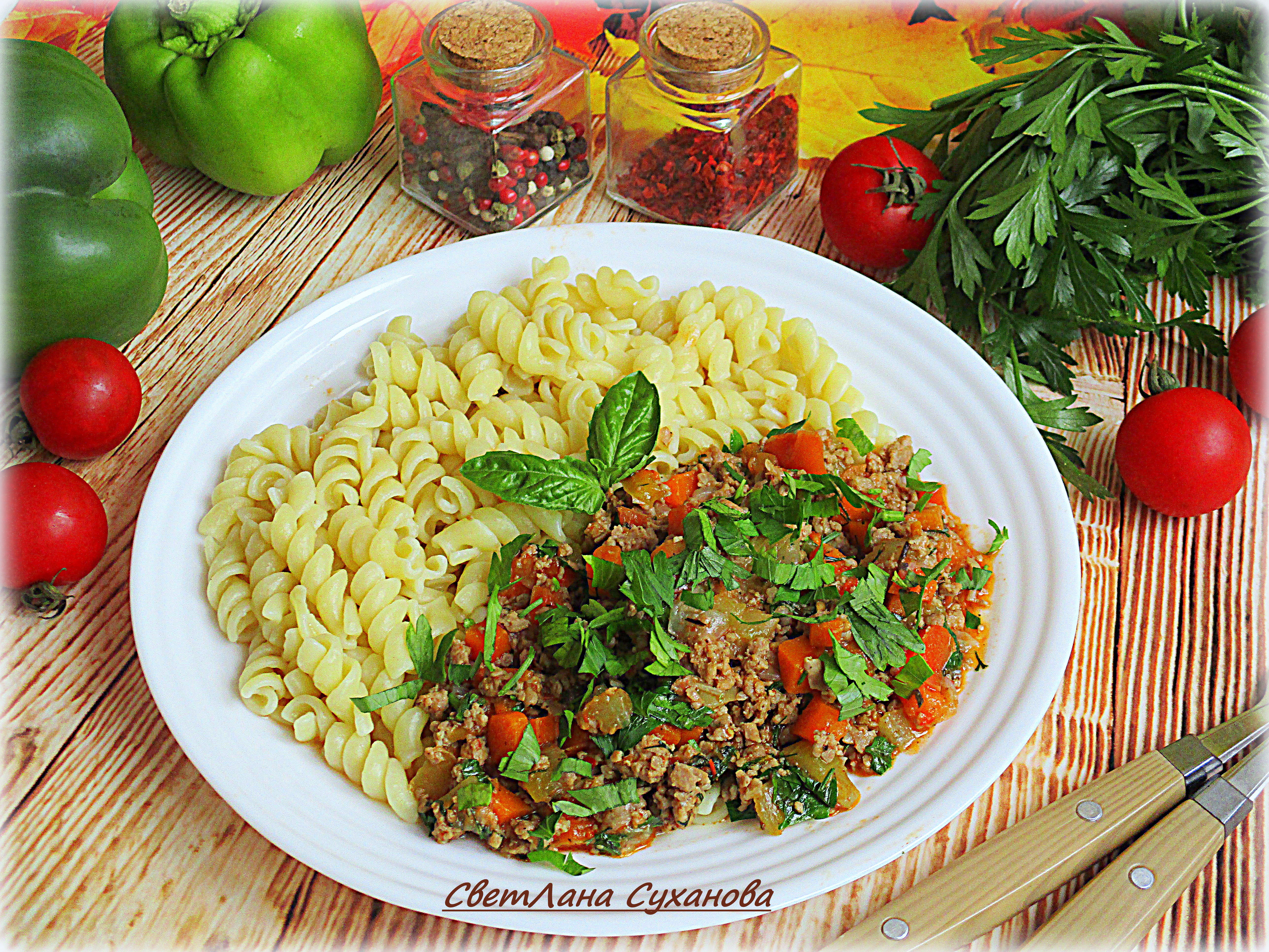 Вкусная подливка из фарша с кабачками