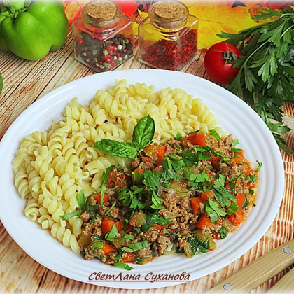 Вкусная подливка из фарша с кабачками