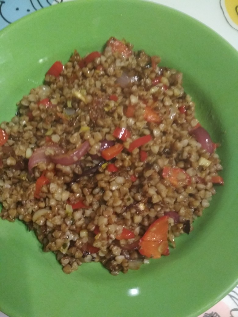 Греча с овощами