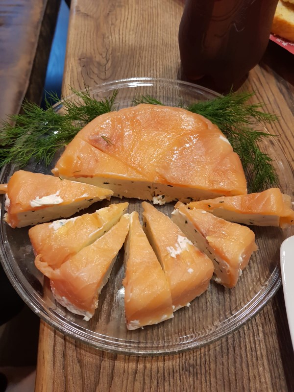 Паштет из лакса с рикотой