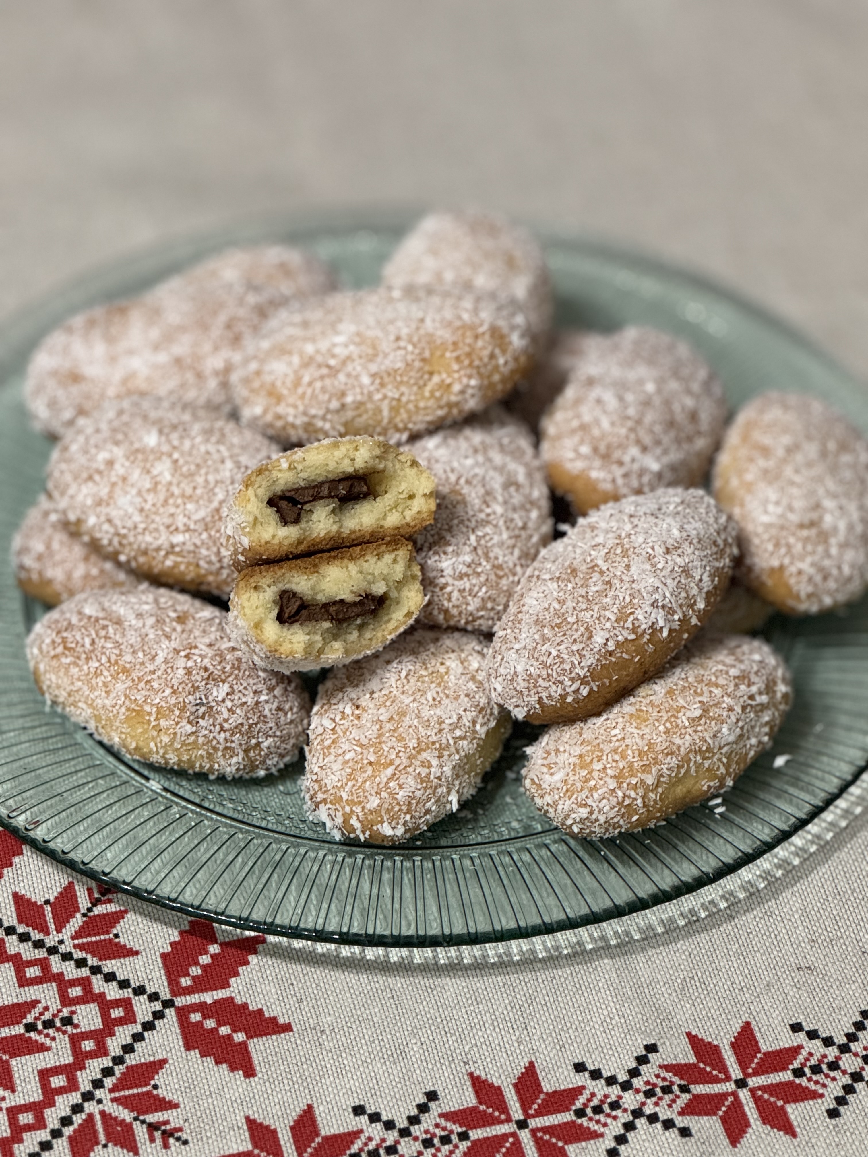 Кокосовое печенье с шоколадом 