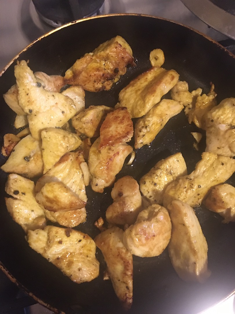 Куриная грудка в карри