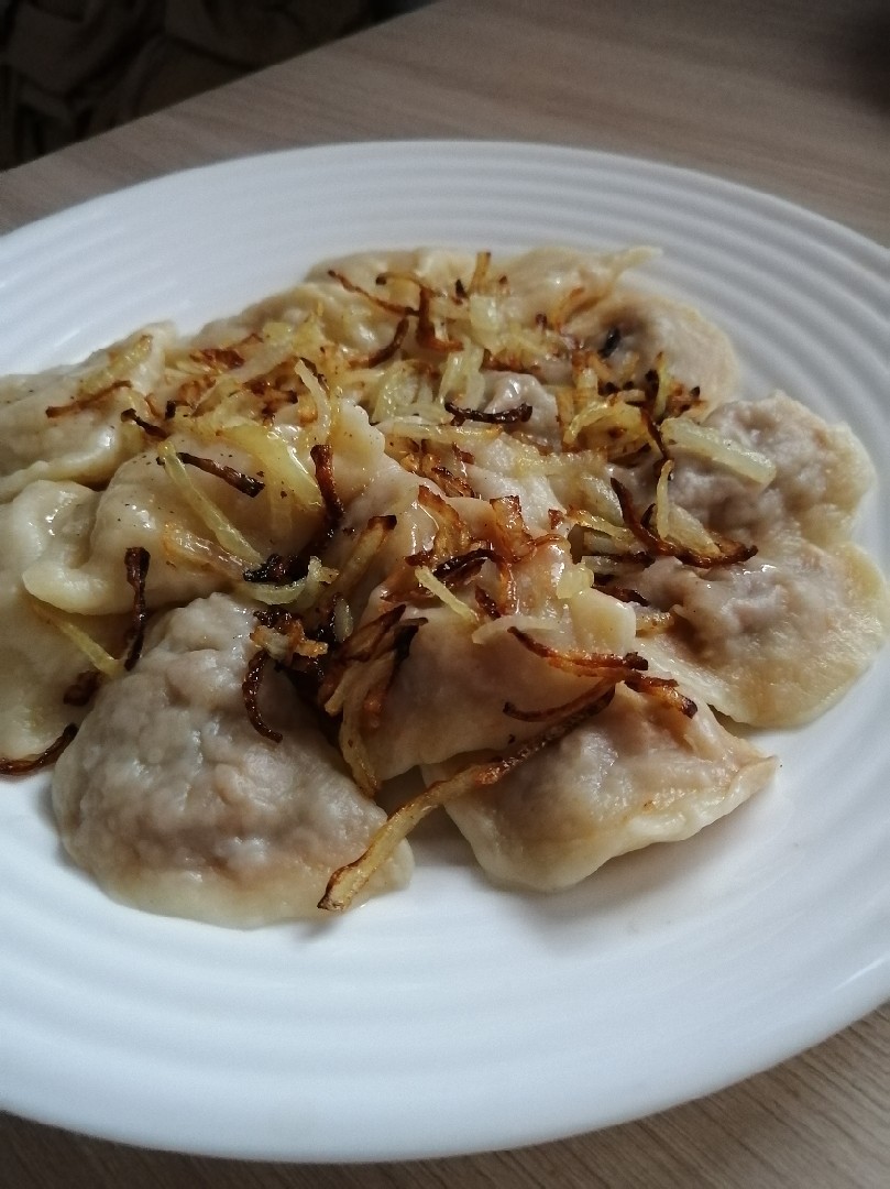 Секрет идеальных вареников с капустой и мясом: время варки и лучшие рецепты