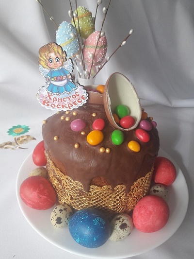 Шоколадный кулич с шоколадной глазурью