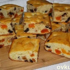 Кексы с курагой и шоколадом