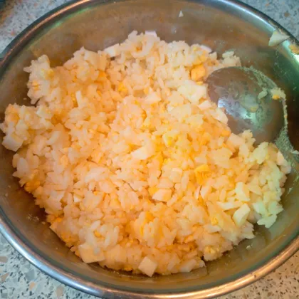 Начинка для пирожков с яйцом и рисом