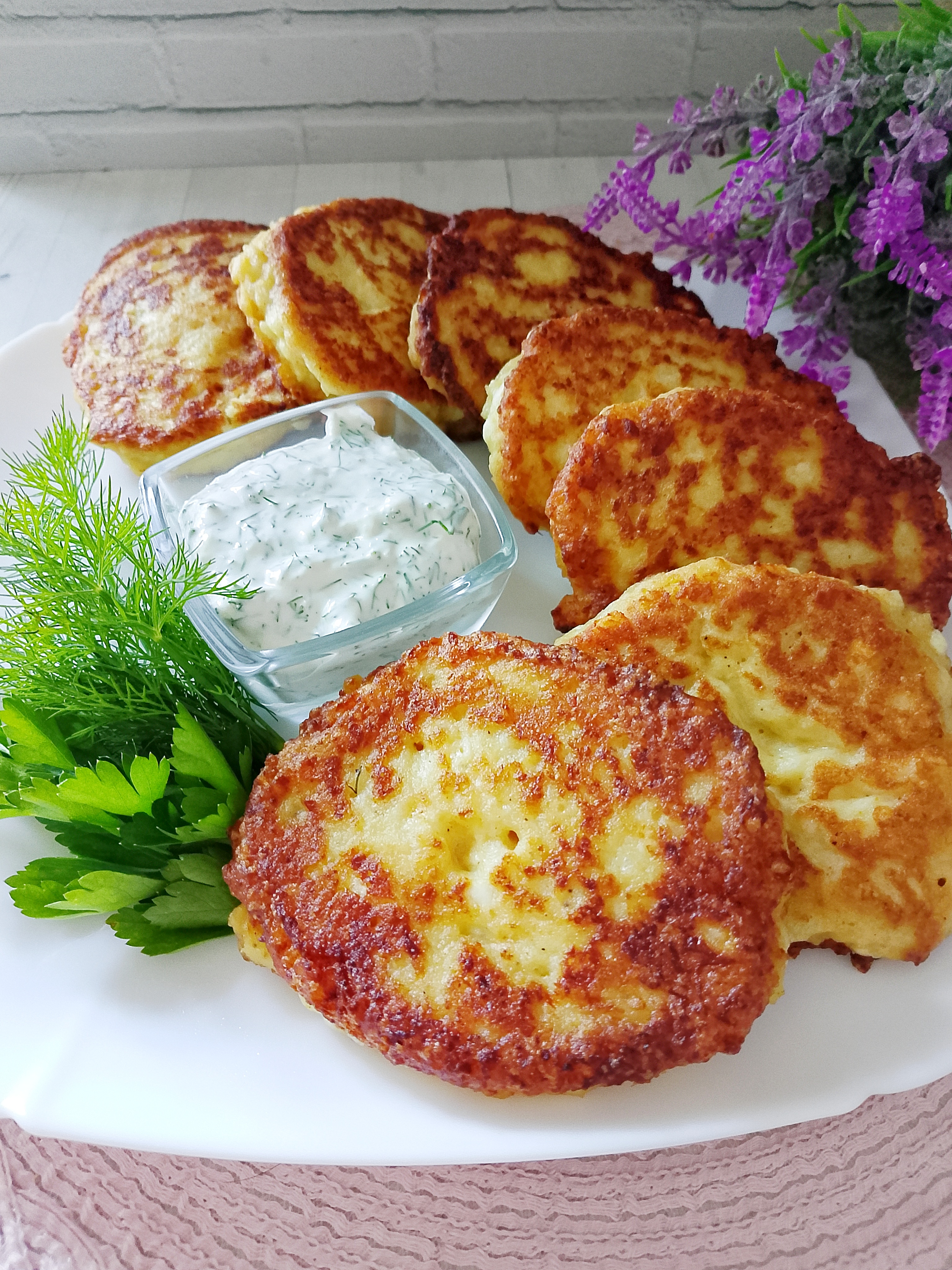 Оладьи из цветной капусты с творогом